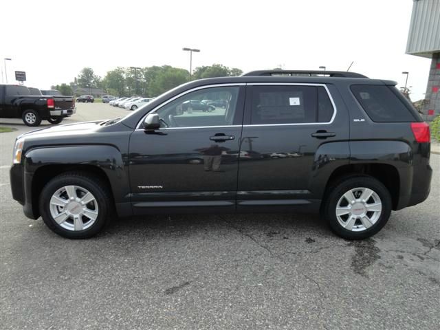 GMC Terrain Nav-tv/dvd-quads-third-sunroof-leather-4wd-6 CD TH SUV