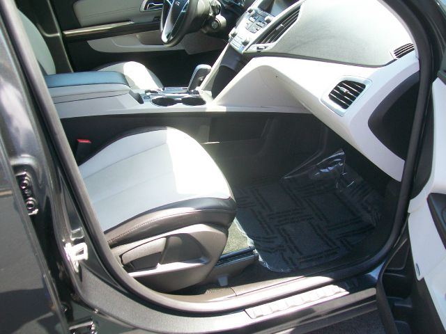 GMC Terrain 4dr Sdn Man CE (natl) SUV