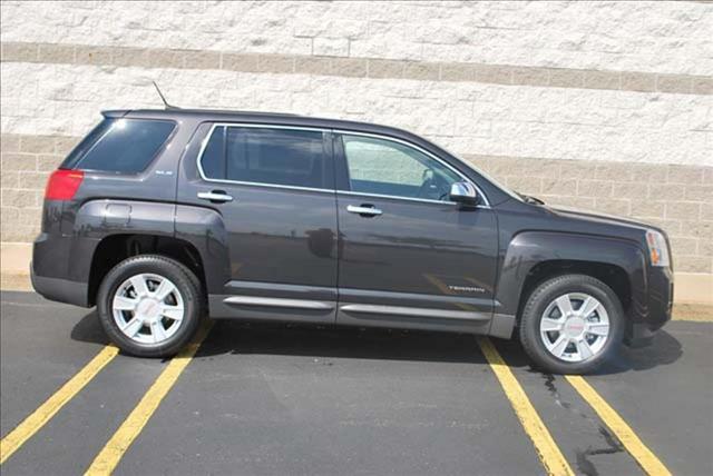 GMC Terrain 2013 photo 2