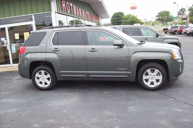 GMC Terrain 2013 photo 1
