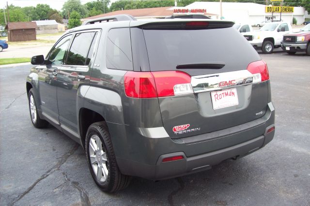 GMC Terrain 2013 photo 3