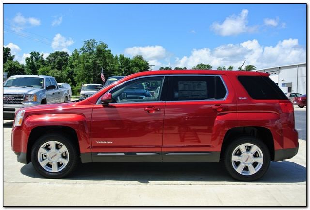 GMC Terrain 2013 photo 3