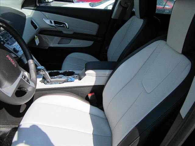 GMC Terrain 2013 photo 13