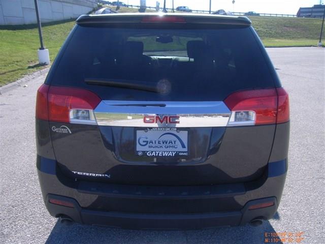 GMC Terrain 2014 photo 1