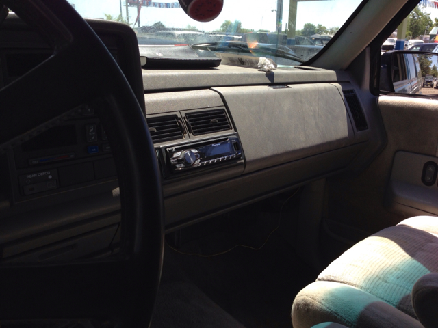 GMC Unspecified C350 4dr Sdn 3.5L Sport RWD Sedan SUV