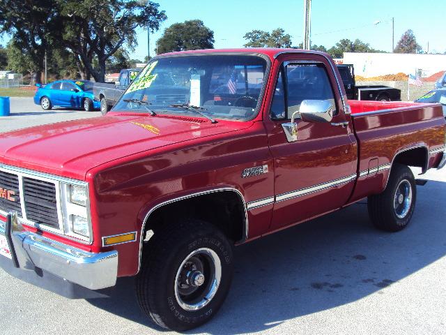 GMC V1500 1987 photo 3
