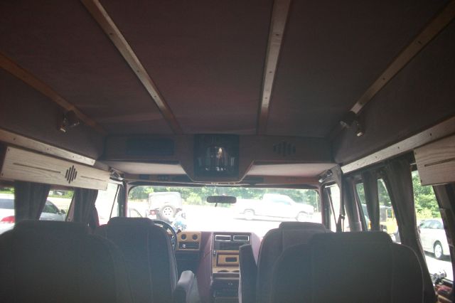 GMC Vandura G2500 1990 photo 3