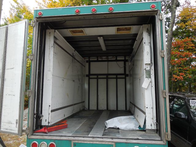 GMC W3500 Unknown Box Truck
