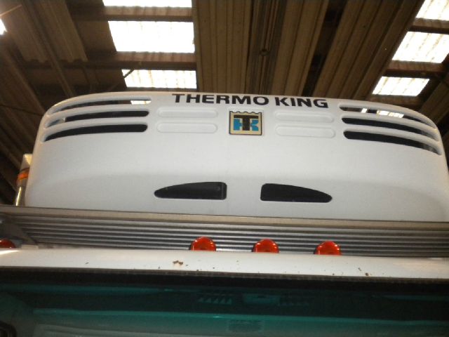 GMC W5500 2005 photo 3