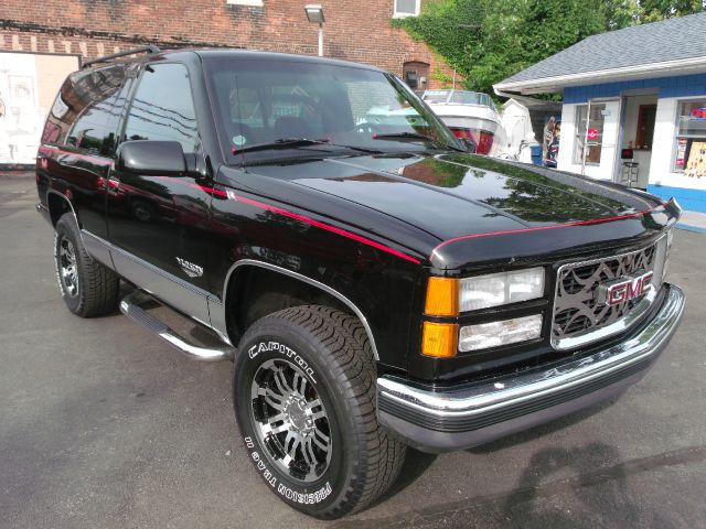 GMC Yukon 1995 photo 4