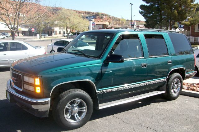GMC Yukon 1995 photo 2