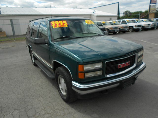GMC Yukon 1996 photo 2
