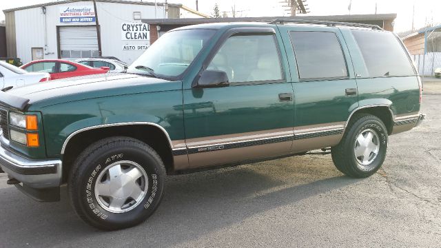 GMC Yukon 1996 photo 3