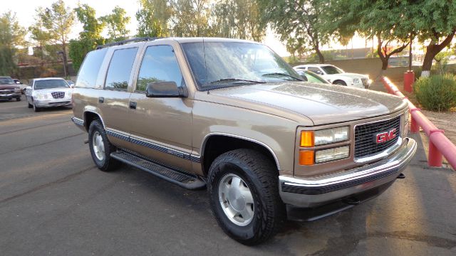 GMC Yukon 1996 photo 3