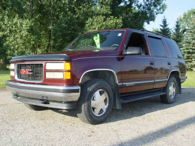 GMC Yukon 1998 photo 2