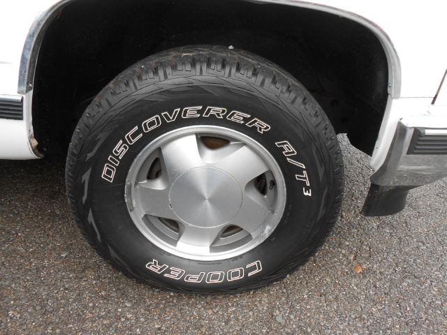 GMC Yukon 1998 photo 4