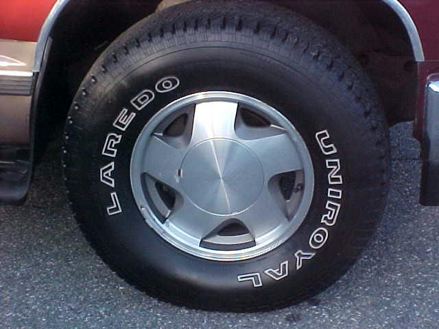 GMC Yukon 1998 photo 3