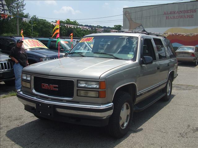 GMC Yukon SLT Sport Utility