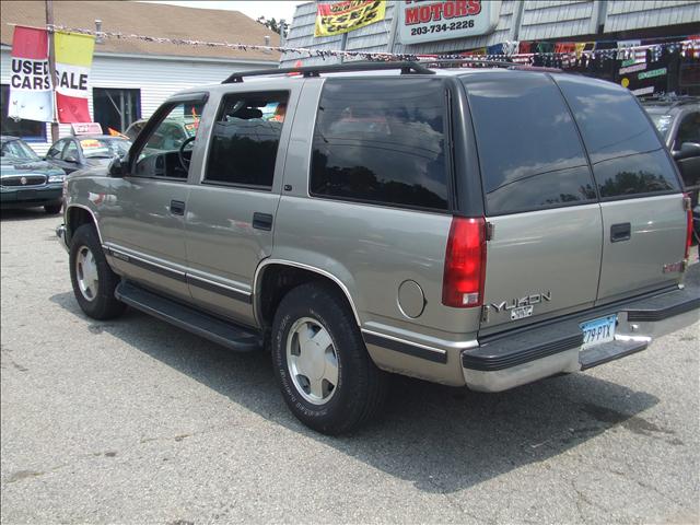 GMC Yukon 1998 photo 3