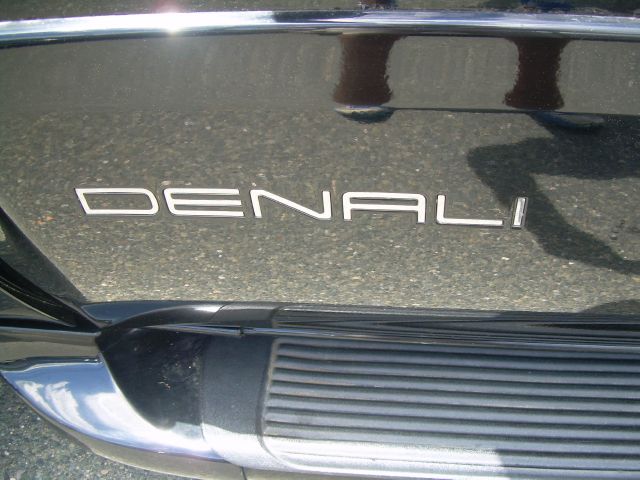 GMC Yukon New Beetle Hatchback 2D SUV