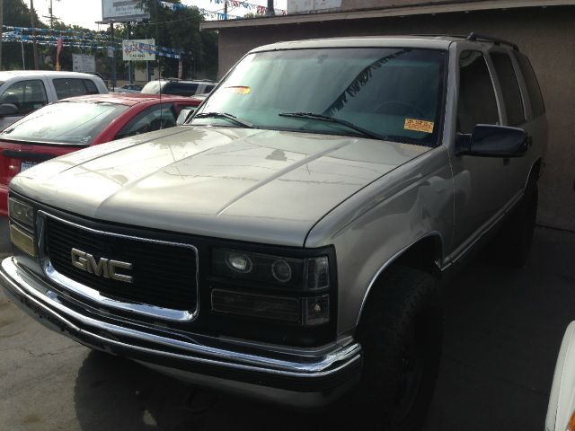 GMC Yukon 1999 photo 4
