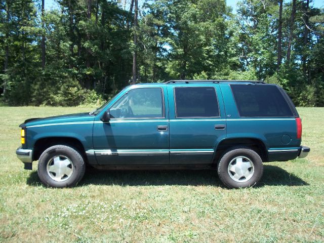 GMC Yukon 1999 photo 1