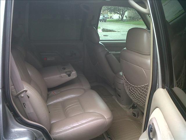 GMC Yukon 1999 photo 4