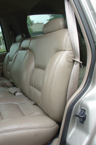 GMC Yukon 1999 photo 3