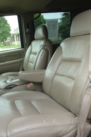 GMC Yukon 1999 photo 4