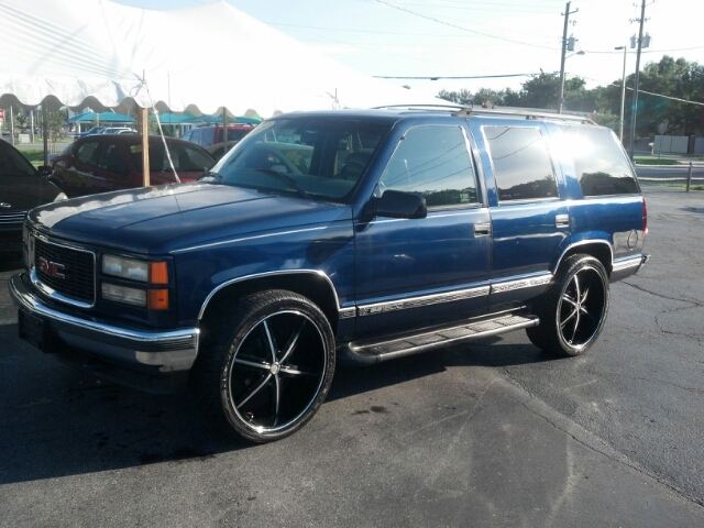 GMC Yukon 1999 photo 4