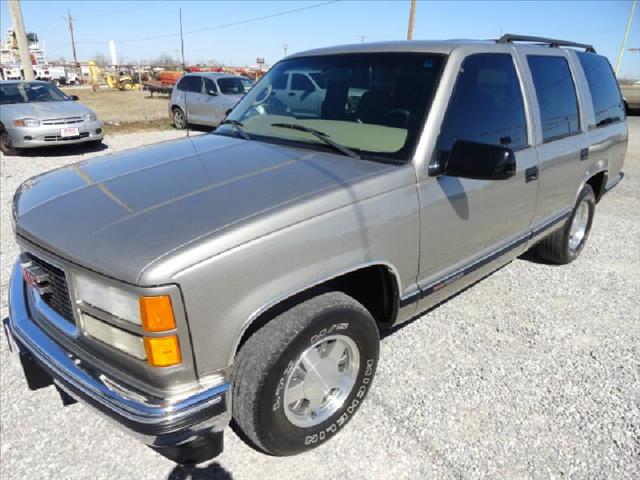 GMC Yukon 1999 photo 18