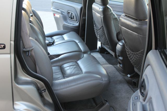 GMC Yukon 1999 photo 4
