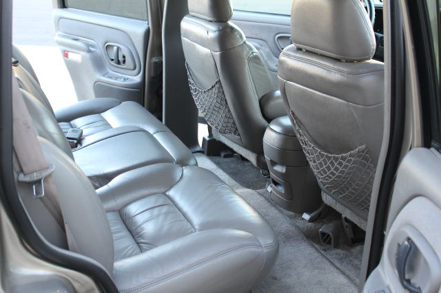 GMC Yukon 1999 photo 5