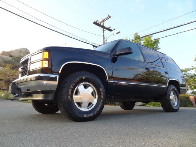 GMC Yukon 1999 photo 11