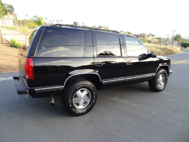 GMC Yukon 1999 photo 14