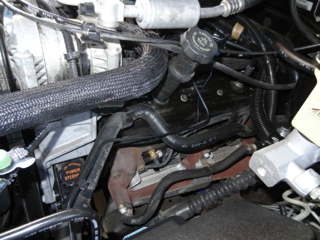 GMC Yukon 1999 photo 15