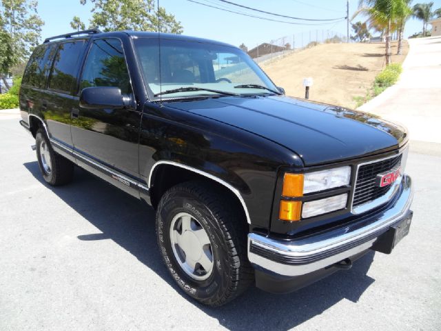 GMC Yukon 1999 photo 26