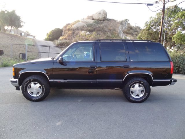 GMC Yukon 1999 photo 27
