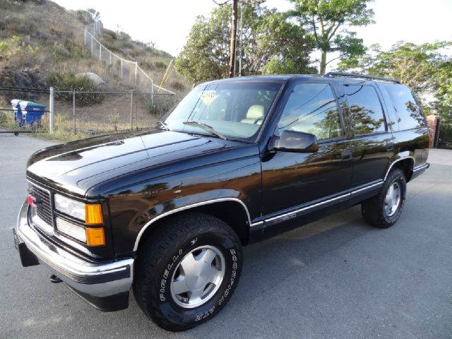 GMC Yukon 1999 photo 33