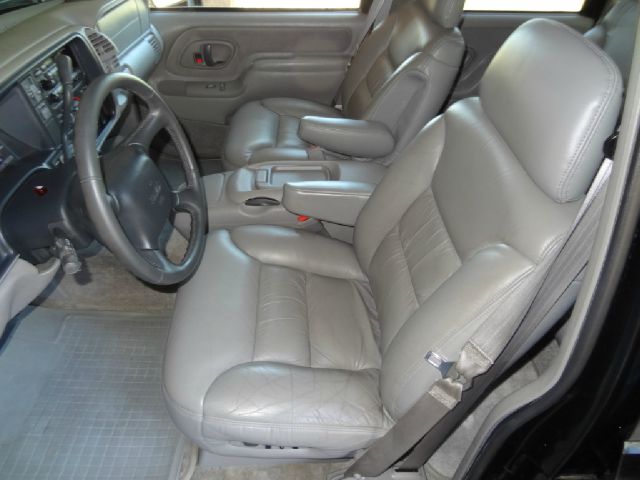 GMC Yukon 1999 photo 67