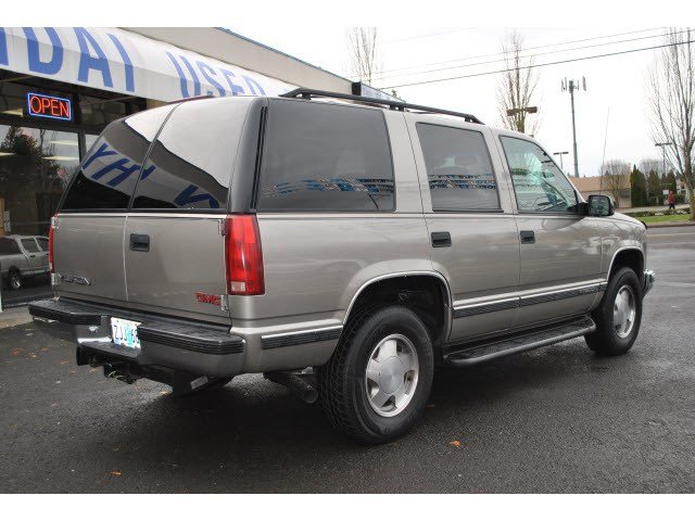 GMC Yukon 1999 photo 3