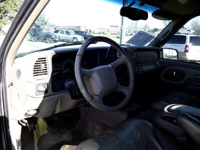 GMC Yukon 2000 photo 4