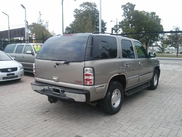 GMC Yukon 2000 photo 4