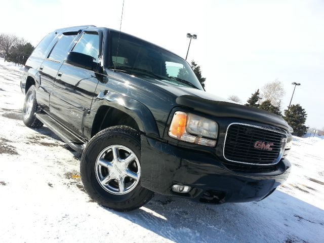 GMC Yukon 2000 photo 4