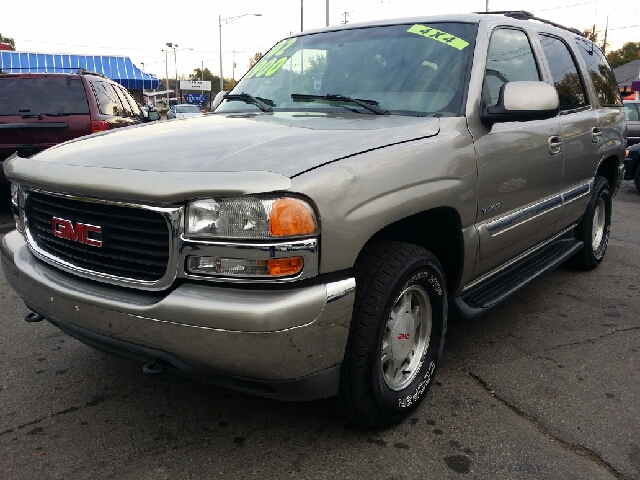 GMC Yukon 2001 photo 3