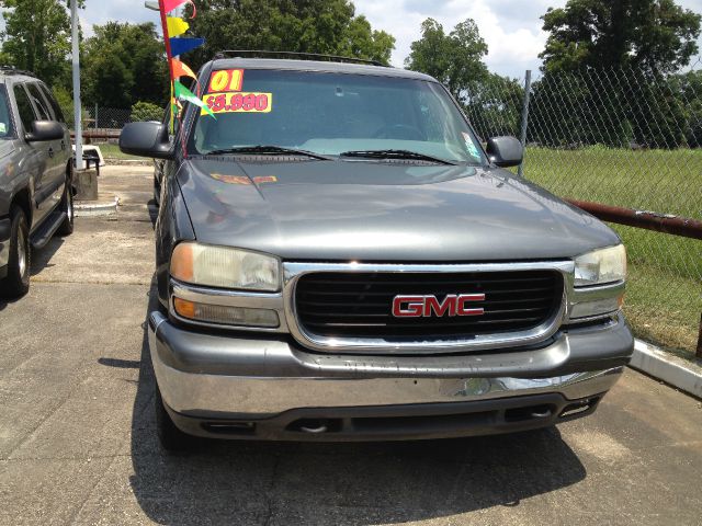 GMC Yukon 2001 photo 4