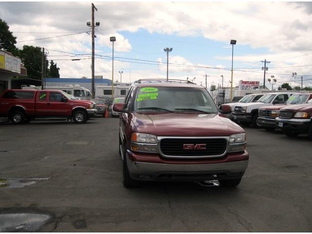 GMC Yukon 2001 photo 2