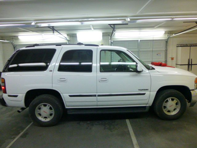 GMC Yukon 2001 photo 4