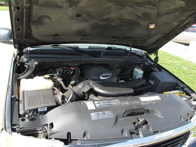 GMC Yukon 2001 photo 1