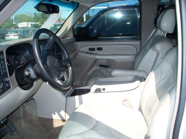 GMC Yukon 2001 photo 4